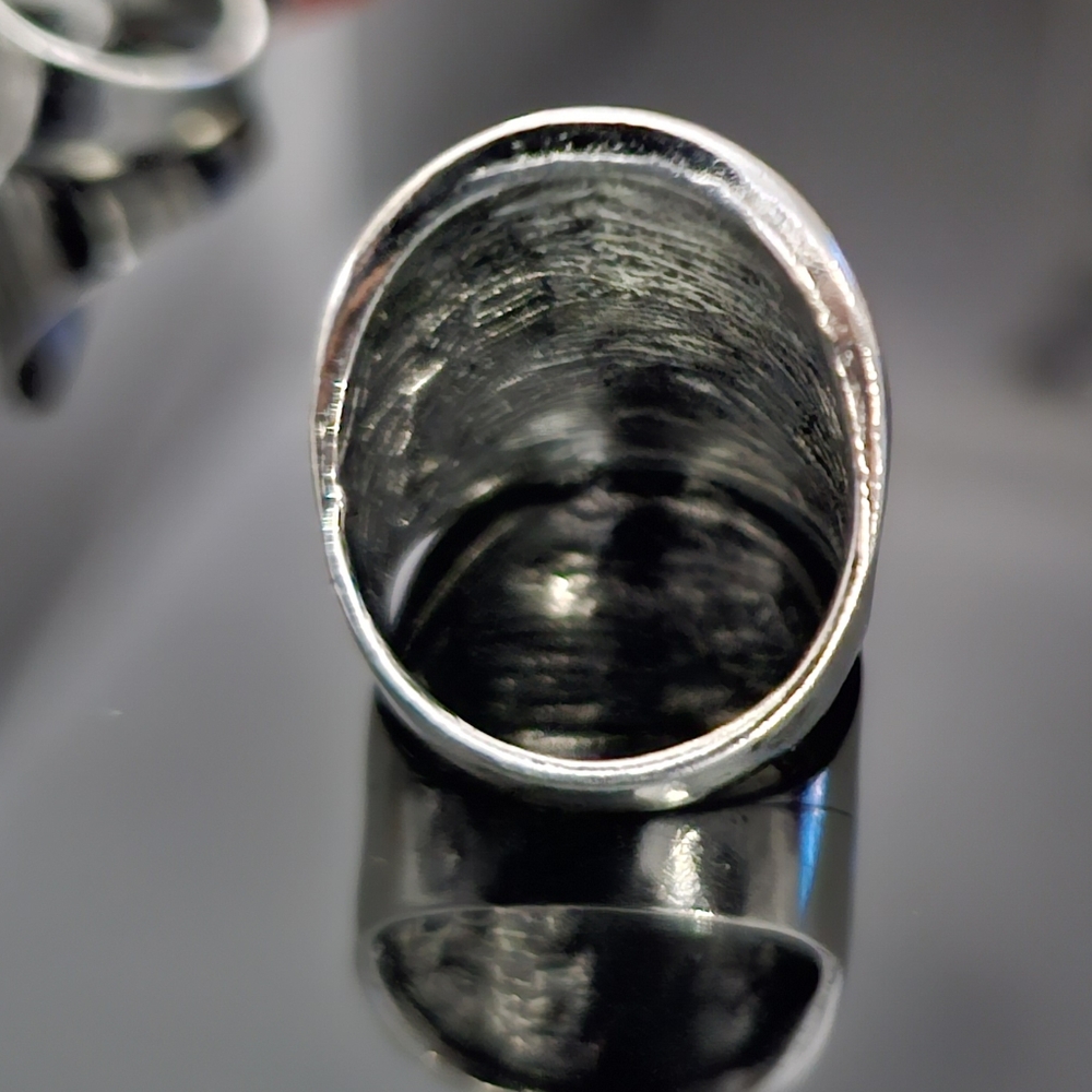 Fabulous Impressive Big Silver Ring - Picture 4 of 4